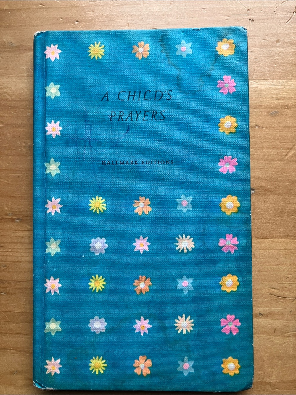 A child’s prayers Hallmark Book 1968